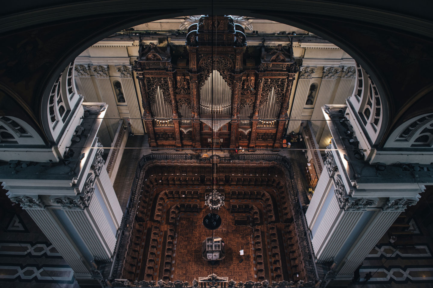 Vista superior del órgano de la catedral basílica del Pilar